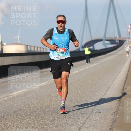 03.10.2025 - Köhlbrandbrückenlauf Lena Gebhardt http://msf.ph/oto/9101578 03.10.2025 09:36:40 Position 2 1041 meine-sportfotos.de