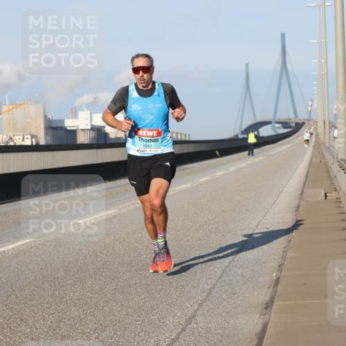 03.10.2025 - Köhlbrandbrückenlauf Lena Gebhardt http://msf.ph/oto/9101637 03.10.2025 09:36:41 Position 2 1041 meine-sportfotos.de