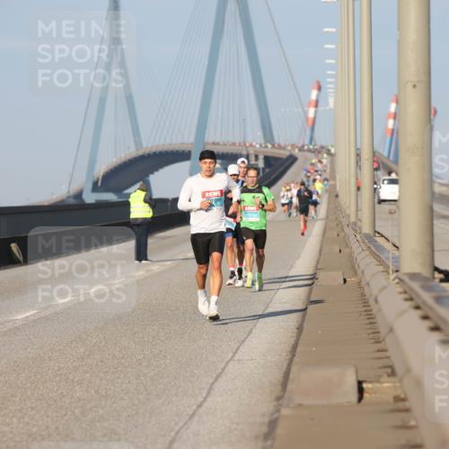 03.10.2025 - Köhlbrandbrückenlauf Lena Gebhardt http://msf.ph/oto/9101718 03.10.2025 09:36:59 Position 2 7 meine-sportfotos.de