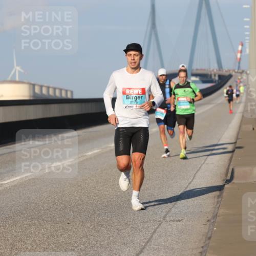 03.10.2025 - Köhlbrandbrückenlauf Lena Gebhardt http://msf.ph/oto/9101826 03.10.2025 09:37:04 Position 2 2176 meine-sportfotos.de