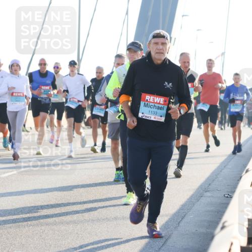 03.10.2025 - Köhlbrandbrückenlauf Strokosch-Dieckow http://msf.ph/oto/9101830 03.10.2025 09:22:15 Position 1 1133 meine-sportfotos.de