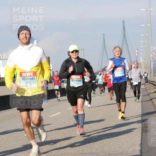 03.10.2025 - Köhlbrandbrückenlauf Jannik Wohlers http://msf.ph/oto/9102183 03.10.2025 09:49:25 Position 3 1702, 1353, 1025 meine-sportfotos.de