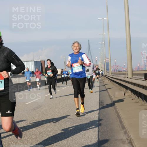 03.10.2025 - Köhlbrandbrückenlauf Jannik Wohlers http://msf.ph/oto/9102295 03.10.2025 09:49:27 Position 3 1353, 1025 meine-sportfotos.de