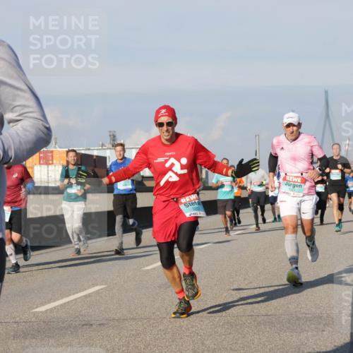 03.10.2025 - Köhlbrandbrückenlauf Jannik Wohlers http://msf.ph/oto/9102403 03.10.2025 09:49:33 Position 3 273, 3353, 1321 meine-sportfotos.de