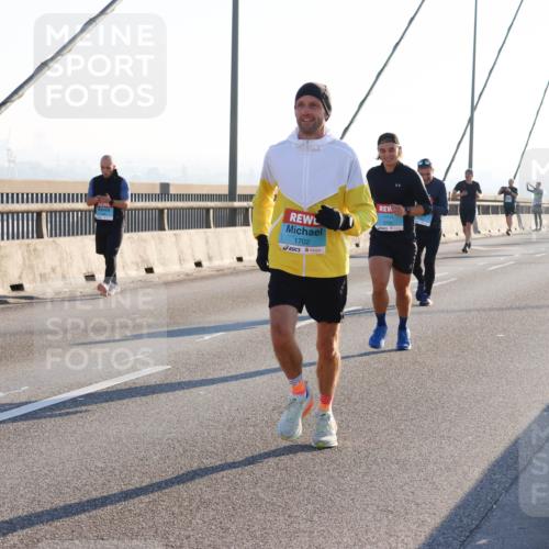 03.10.2025 - Köhlbrandbrückenlauf Strokosch-Dieckow http://msf.ph/oto/9102483 03.10.2025 09:24:17 Position 1 1702, 3790 meine-sportfotos.de