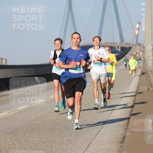 03.10.2025 - Köhlbrandbrückenlauf Lena Gebhardt http://msf.ph/oto/9102645 03.10.2025 09:37:40 Position 2 1032 meine-sportfotos.de