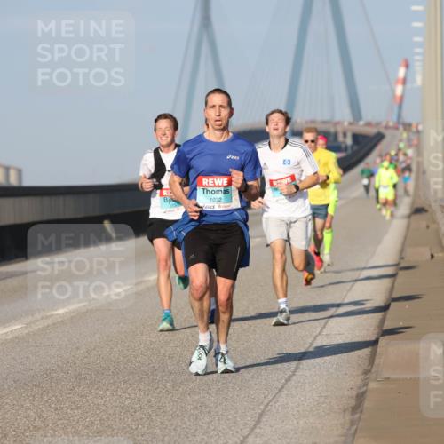 03.10.2025 - Köhlbrandbrückenlauf Lena Gebhardt http://msf.ph/oto/9102672 03.10.2025 09:37:40 Position 2 1032 meine-sportfotos.de