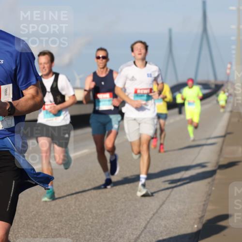 03.10.2025 - Köhlbrandbrückenlauf Lena Gebhardt http://msf.ph/oto/9102859 03.10.2025 09:37:44 Position 2 1032, 1032 meine-sportfotos.de