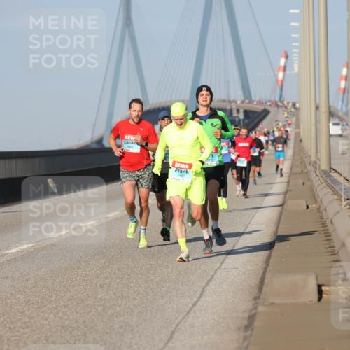 03.10.2025 - Köhlbrandbrückenlauf Lena Gebhardt http://msf.ph/oto/9103165 03.10.2025 09:37:57 Position 2 701, 3460 meine-sportfotos.de
