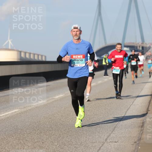 03.10.2025 - Köhlbrandbrückenlauf Lena Gebhardt http://msf.ph/oto/9103531 03.10.2025 09:38:06 Position 2 1057 meine-sportfotos.de