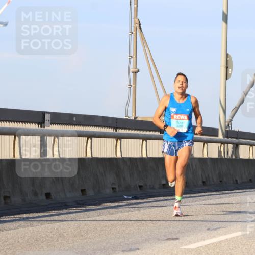 03.10.2025 - Köhlbrandbrückenlauf Strokosch-Dieckow http://msf.ph/oto/9104051 03.10.2025 09:27:32 Position 2 3769 meine-sportfotos.de