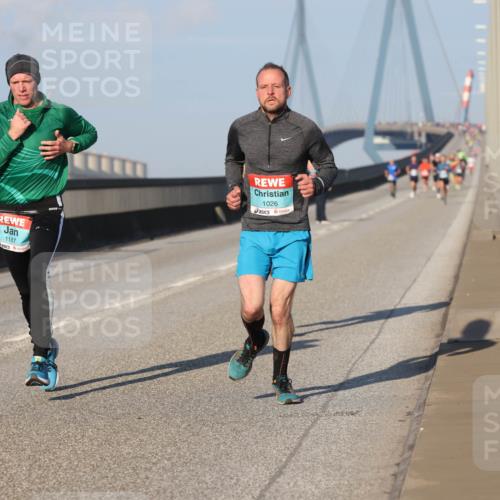 03.10.2025 - Köhlbrandbrückenlauf Lena Gebhardt http://msf.ph/oto/9104118 03.10.2025 09:38:19 Position 2 1187, 1026 meine-sportfotos.de
