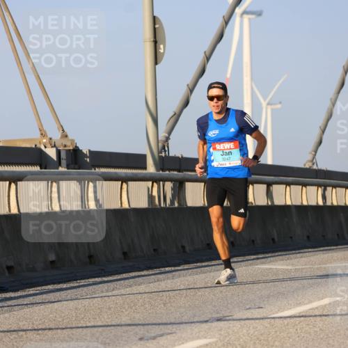 03.10.2025 - Köhlbrandbrückenlauf Strokosch-Dieckow http://msf.ph/oto/9104122 03.10.2025 09:28:26 Position 2 3247 meine-sportfotos.de