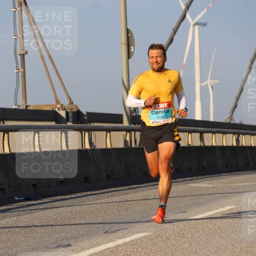 03.10.2025 - Köhlbrandbrückenlauf Strokosch-Dieckow http://msf.ph/oto/9104288 03.10.2025 09:29:09 Position 2 3590 meine-sportfotos.de