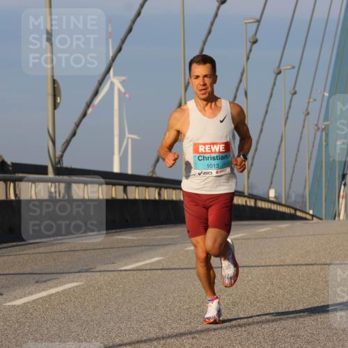 03.10.2025 - Köhlbrandbrückenlauf Strokosch-Dieckow http://msf.ph/oto/9104601 03.10.2025 09:30:20 Position 2 1013 meine-sportfotos.de