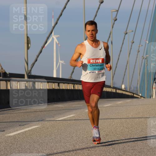 03.10.2025 - Köhlbrandbrückenlauf Strokosch-Dieckow http://msf.ph/oto/9104609 03.10.2025 09:30:21 Position 2 1013 meine-sportfotos.de