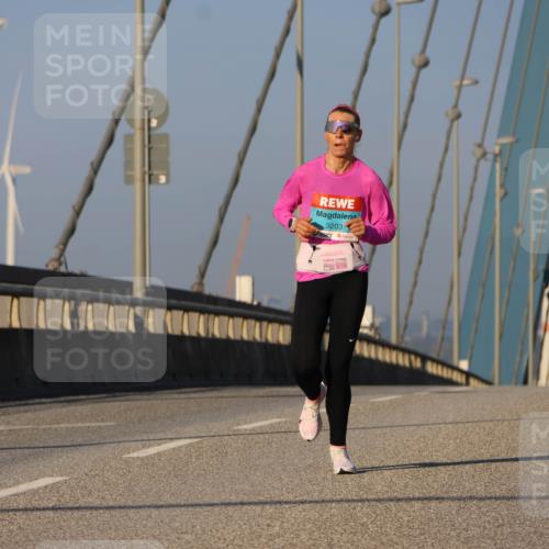 03.10.2025 - Köhlbrandbrückenlauf Strokosch-Dieckow http://msf.ph/oto/9104960 03.10.2025 09:31:47 Position 2 3203 meine-sportfotos.de