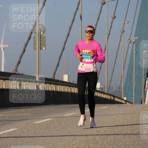 03.10.2025 - Köhlbrandbrückenlauf Strokosch-Dieckow http://msf.ph/oto/9104964 03.10.2025 09:31:47 Position 2 3203 meine-sportfotos.de