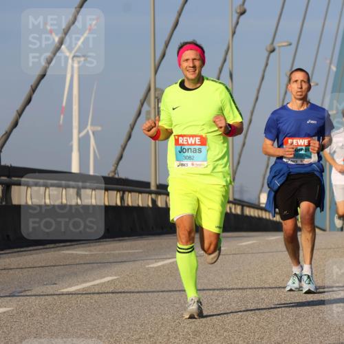 03.10.2025 - Köhlbrandbrückenlauf Strokosch-Dieckow http://msf.ph/oto/9105295 03.10.2025 09:32:58 Position 2 3082, 1032 meine-sportfotos.de