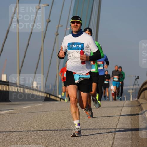 03.10.2025 - Köhlbrandbrückenlauf Strokosch-Dieckow http://msf.ph/oto/9105494 03.10.2025 09:33:17 Position 2  meine-sportfotos.de