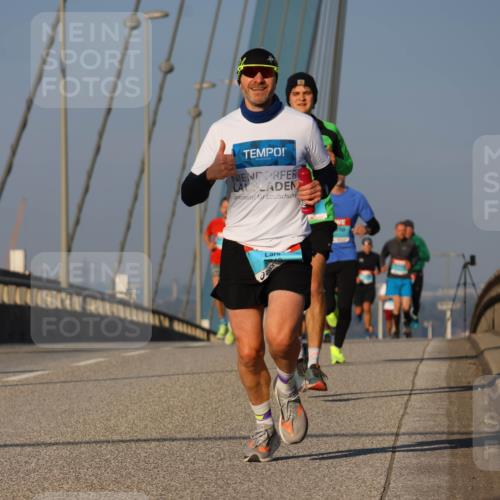 03.10.2025 - Köhlbrandbrückenlauf Strokosch-Dieckow http://msf.ph/oto/9105506 03.10.2025 09:33:17 Position 2  meine-sportfotos.de