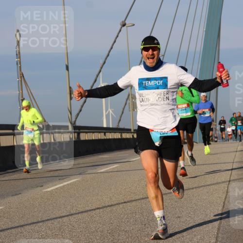03.10.2025 - Köhlbrandbrückenlauf Strokosch-Dieckow http://msf.ph/oto/9105528 03.10.2025 09:33:20 Position 2  meine-sportfotos.de