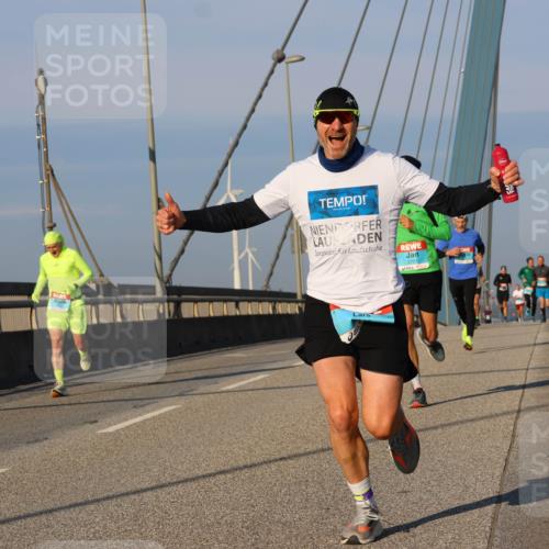 03.10.2025 - Köhlbrandbrückenlauf Strokosch-Dieckow http://msf.ph/oto/9105535 03.10.2025 09:33:20 Position 2  meine-sportfotos.de
