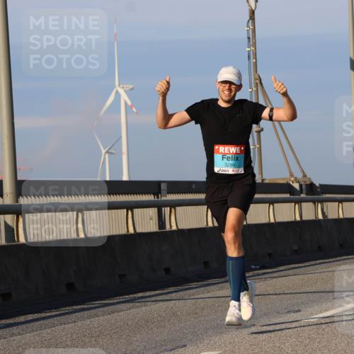 03.10.2025 - Köhlbrandbrückenlauf Strokosch-Dieckow http://msf.ph/oto/9105733 03.10.2025 09:33:47 Position 2 3299 meine-sportfotos.de