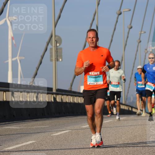 03.10.2025 - Köhlbrandbrückenlauf Strokosch-Dieckow http://msf.ph/oto/9105821 03.10.2025 09:34:06 Position 2 1012 meine-sportfotos.de