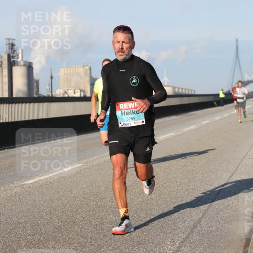 03.10.2025 - Köhlbrandbrückenlauf Lena Gebhardt http://msf.ph/oto/9105970 03.10.2025 09:39:12 Position 2 3269 meine-sportfotos.de