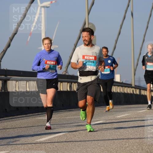 03.10.2025 - Köhlbrandbrückenlauf Strokosch-Dieckow http://msf.ph/oto/9106015 03.10.2025 09:34:30 Position 2 2933, 2705 meine-sportfotos.de