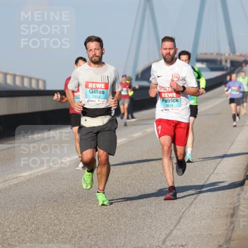 03.10.2025 - Köhlbrandbrückenlauf Lena Gebhardt http://msf.ph/oto/9106124 03.10.2025 09:39:15 Position 2 2933, 3618, 1 meine-sportfotos.de