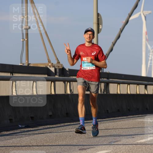 03.10.2025 - Köhlbrandbrückenlauf Strokosch-Dieckow http://msf.ph/oto/9106261 03.10.2025 09:34:53 Position 2 1035 meine-sportfotos.de