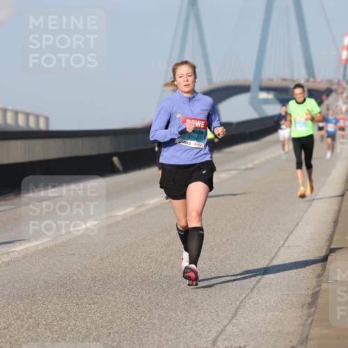 03.10.2025 - Köhlbrandbrückenlauf Lena Gebhardt http://msf.ph/oto/9106586 03.10.2025 09:39:25 Position 2 3704 meine-sportfotos.de