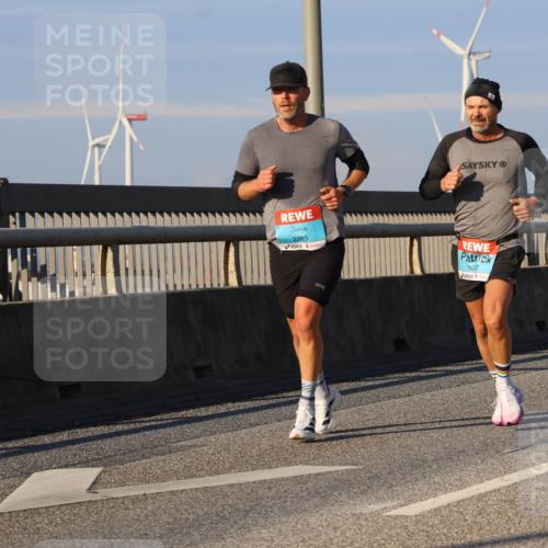 03.10.2025 - Köhlbrandbrückenlauf Strokosch-Dieckow http://msf.ph/oto/9106623 03.10.2025 09:35:41 Position 2 3785, 107 meine-sportfotos.de