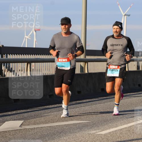 03.10.2025 - Köhlbrandbrückenlauf Strokosch-Dieckow http://msf.ph/oto/9106640 03.10.2025 09:35:41 Position 2 3785, 1037 meine-sportfotos.de