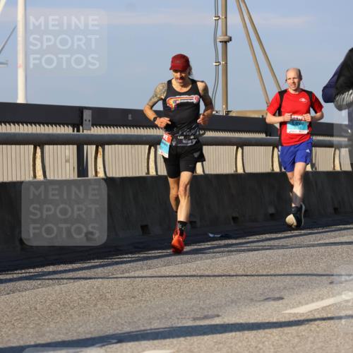 03.10.2025 - Köhlbrandbrückenlauf Strokosch-Dieckow http://msf.ph/oto/9106925 03.10.2025 09:36:11 Position 2 3789 meine-sportfotos.de