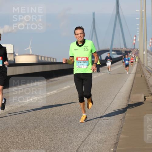 03.10.2025 - Köhlbrandbrückenlauf Lena Gebhardt http://msf.ph/oto/9106946 03.10.2025 09:39:33 Position 2 1029, 3262 meine-sportfotos.de