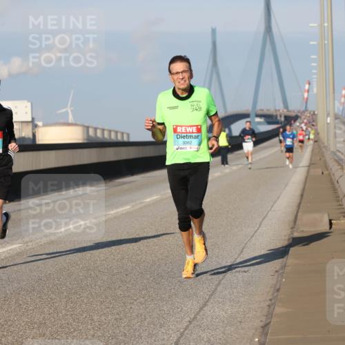 03.10.2025 - Köhlbrandbrückenlauf Lena Gebhardt http://msf.ph/oto/9106956 03.10.2025 09:39:33 Position 2 1029, 3262 meine-sportfotos.de
