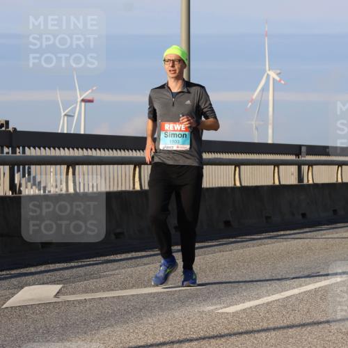 03.10.2025 - Köhlbrandbrückenlauf Strokosch-Dieckow http://msf.ph/oto/9107200 03.10.2025 09:36:41 Position 2 1103 meine-sportfotos.de