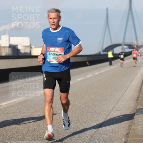 03.10.2025 - Köhlbrandbrückenlauf Lena Gebhardt http://msf.ph/oto/9107301 03.10.2025 09:39:48 Position 2 307 meine-sportfotos.de