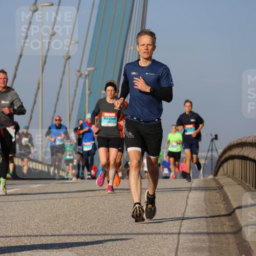 03.10.2025 - Köhlbrandbrückenlauf Strokosch-Dieckow http://msf.ph/oto/9107579 03.10.2025 09:37:20 Position 2  meine-sportfotos.de
