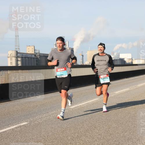 03.10.2025 - Köhlbrandbrückenlauf Lena Gebhardt http://msf.ph/oto/9107587 03.10.2025 09:40:25 Position 2 3785, 1037 meine-sportfotos.de