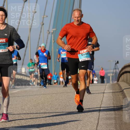 03.10.2025 - Köhlbrandbrückenlauf Strokosch-Dieckow http://msf.ph/oto/9107629 03.10.2025 09:37:25 Position 2 1258, 1210 meine-sportfotos.de
