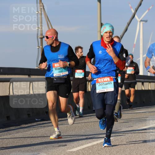 03.10.2025 - Köhlbrandbrückenlauf Strokosch-Dieckow http://msf.ph/oto/9107712 03.10.2025 09:37:33 Position 2 3593, 3079, 2955 meine-sportfotos.de