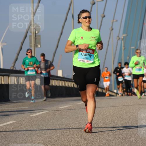 03.10.2025 - Köhlbrandbrückenlauf Strokosch-Dieckow http://msf.ph/oto/9107752 03.10.2025 09:37:37 Position 2 2819, 9 meine-sportfotos.de