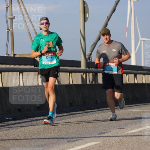 03.10.2025 - Köhlbrandbrückenlauf Strokosch-Dieckow http://msf.ph/oto/9107777 03.10.2025 09:37:43 Position 2 2815, 1, 3795 meine-sportfotos.de