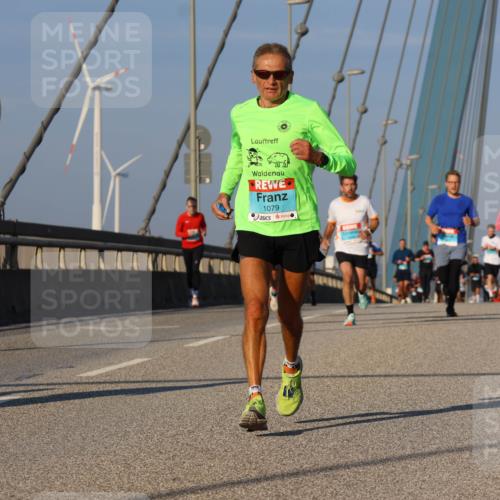 03.10.2025 - Köhlbrandbrückenlauf Strokosch-Dieckow http://msf.ph/oto/9107834 03.10.2025 09:37:46 Position 2 1079 meine-sportfotos.de
