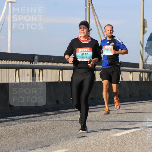 03.10.2025 - Köhlbrandbrückenlauf Strokosch-Dieckow http://msf.ph/oto/9108054 03.10.2025 09:38:07 Position 2 1114, 1215, 2811 meine-sportfotos.de