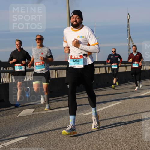 03.10.2025 - Köhlbrandbrückenlauf Strokosch-Dieckow http://msf.ph/oto/9108148 03.10.2025 09:38:21 Position 2 3340 meine-sportfotos.de